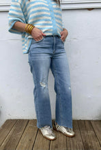 Load image into Gallery viewer, J21Eleven Medium Wash High Rise Crop Straight Leg Jeans