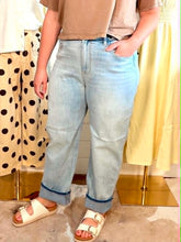 Load image into Gallery viewer, Judy Blue Light Wash Baggy Relaxed Barrel Jeans
