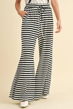 Load image into Gallery viewer, Black &amp; White Wide Leg Flare Pants
