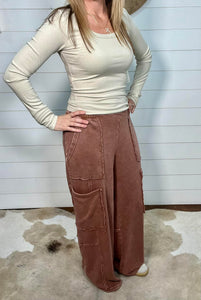 Chestnut Cargo Sweatpants