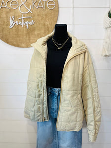 Quilted Puffer Coat : 2 Color Options