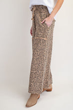 Load image into Gallery viewer, Easel Cheetah Wide Leg Pants

