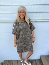 Load image into Gallery viewer, Leopard Puff Sleeve Dress
