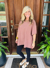 Load image into Gallery viewer, Washed Cotton Oversized Top
