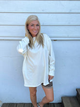 Load image into Gallery viewer, White Long Sleeve Oversized Tunic
