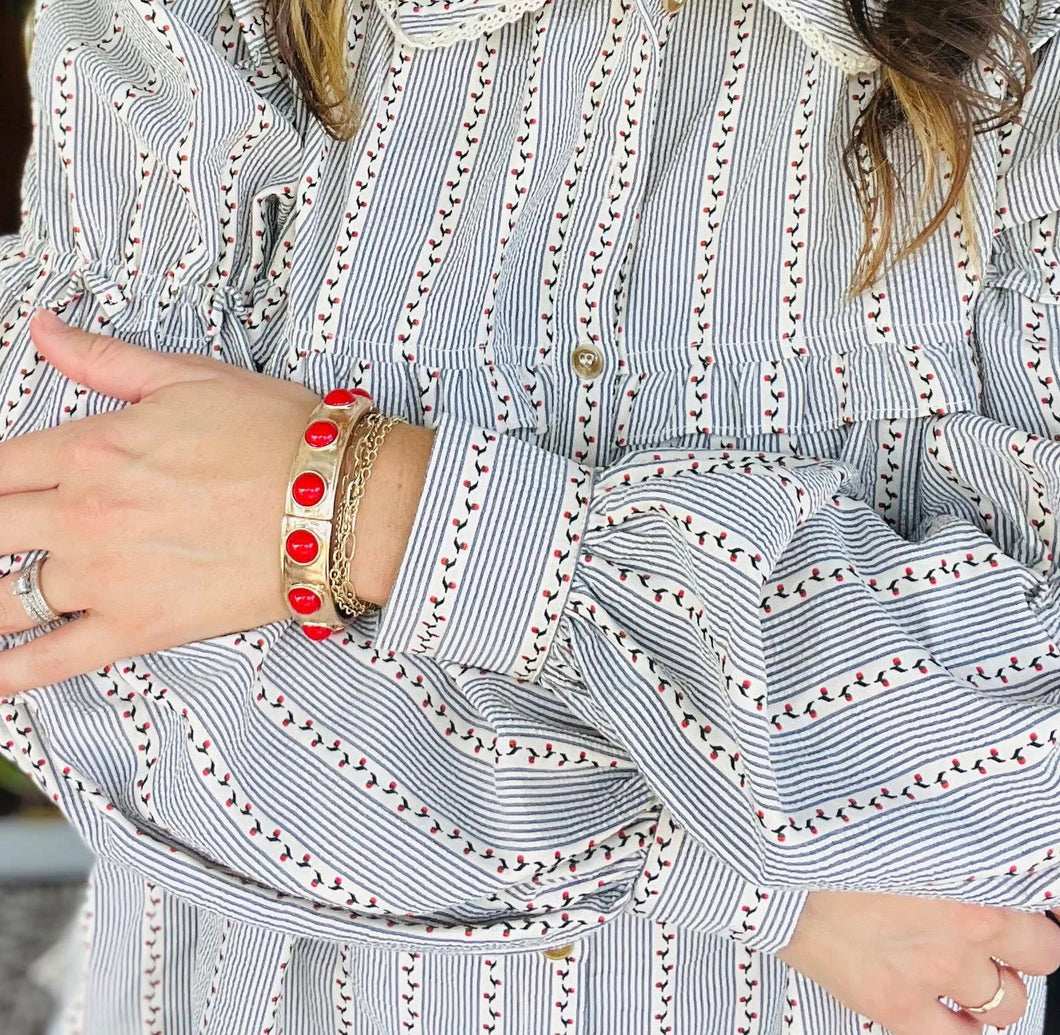 Red Detail Gold Stretch Bangle