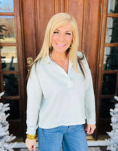 Load image into Gallery viewer, Exposed Seam Knit Collared Top
