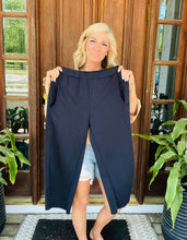 Load image into Gallery viewer, Baggy Barrel Scuba Pants
