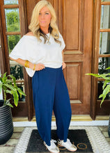 Load image into Gallery viewer, Baggy Barrel Scuba Pants
