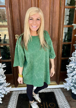 Load image into Gallery viewer, Zenana Oversized Acid Wash Tee
