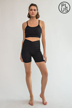 Load image into Gallery viewer, Nylon Ribbed Biker Shorts - 7" inseam

