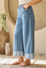 Load image into Gallery viewer, Bow Detail Washed Denim Wide Leg Crop Jeans
