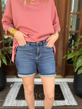 Load image into Gallery viewer, Judy Blue Super Stretchy High Rise Dark Wash Shorts
