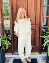 Load image into Gallery viewer, Oversized Top and Barrel Pants Set
