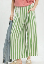 Load image into Gallery viewer, Striped Wide Leg Pants
