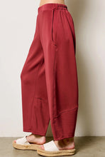 Load image into Gallery viewer, Baggy Barrel Scuba Pants
