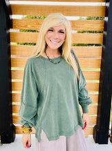 Load image into Gallery viewer, Long Sleeve Exposed Hem Mineral Wash Top
