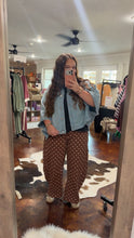 Load image into Gallery viewer, Polka Dot Stretch Barrel Jeans
