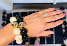 Load image into Gallery viewer, Chunky Beaded Stretch Bracelet with Gold Accent
