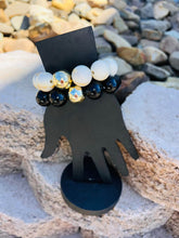 Load image into Gallery viewer, Chunky Beaded Stretch Bracelet with Gold Accent
