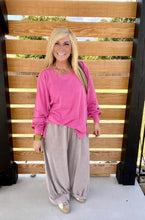 Load image into Gallery viewer, Long Sleeve Exposed Hem Mineral Wash Top
