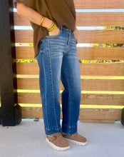 Load image into Gallery viewer, Vervet Super Soft Extreme Stretch Cuffed Wide Leg Crop Jeans
