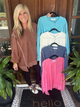Load image into Gallery viewer, Oversized Exposed Seam Cozy Pullover
